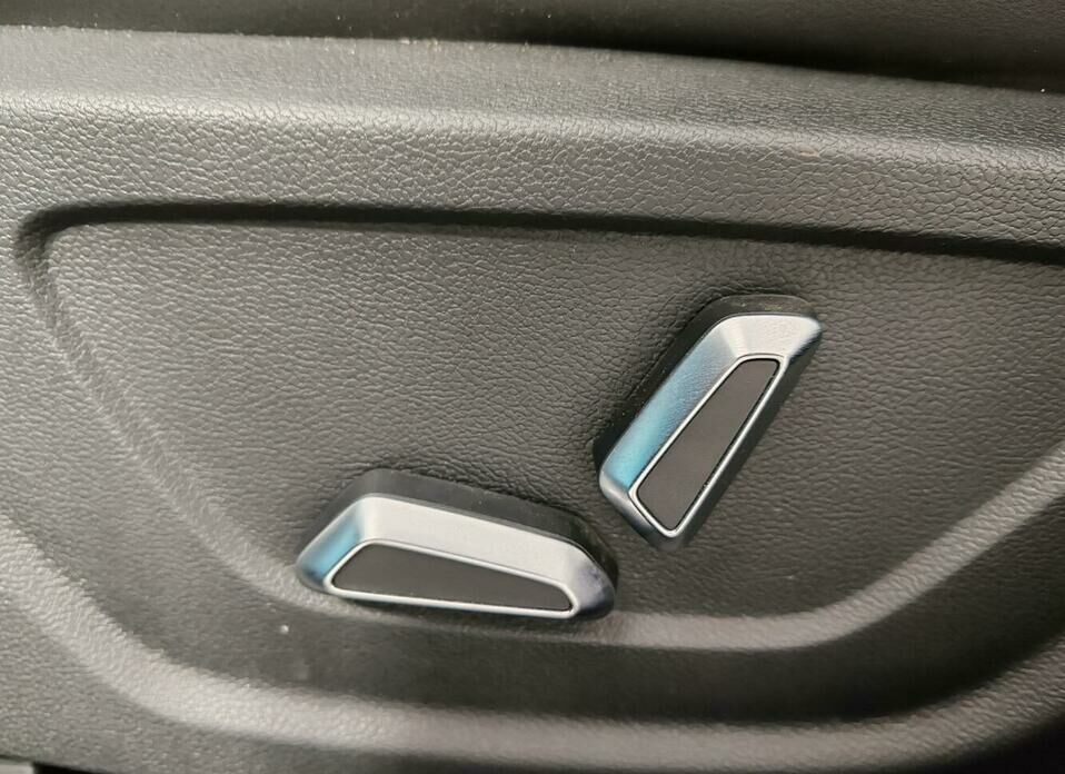 Geely Coolray 1.5 AMT (150 л.с.)