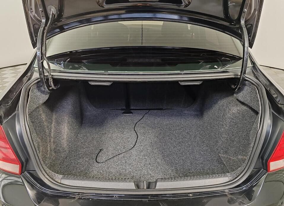 Volkswagen Polo, V 1.6 AT (105 л.с.)