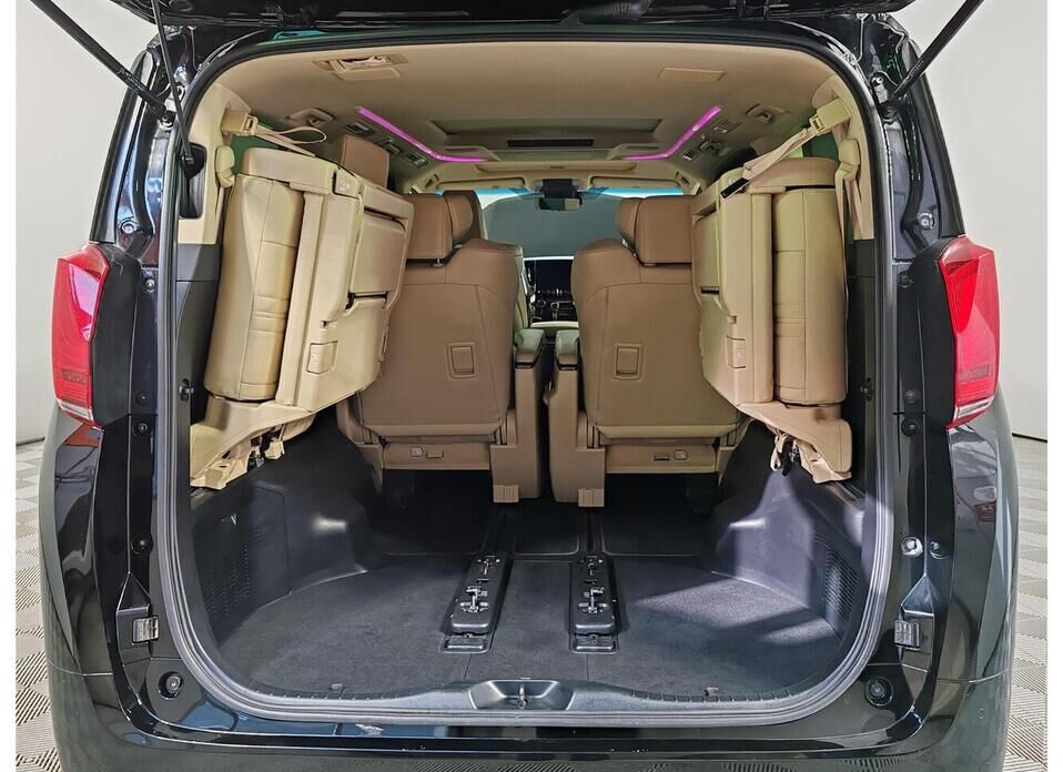 Toyota Alphard, III Рестайлинг 3.5 AT (300 л.с.)