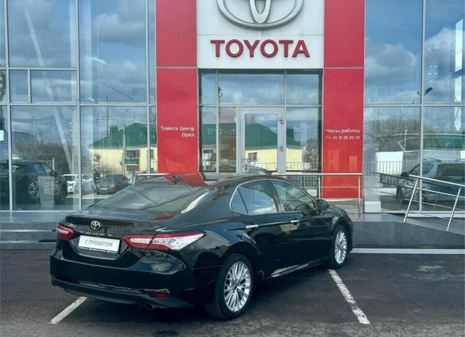 Toyota Camry, VIII (XV70) 2.5 AT (181 л.с.)