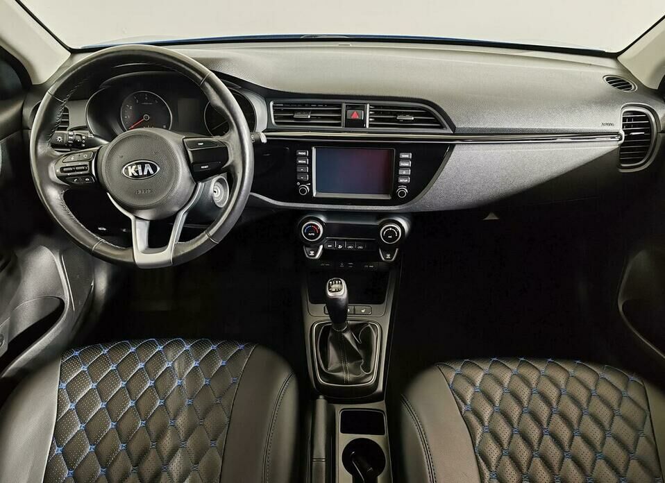 Kia Rio X-Line 1.6 MT (123 л.с.)