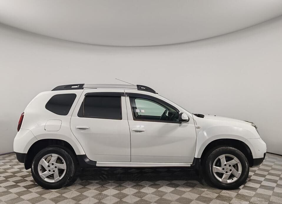 Renault Duster, I Рестайлинг 2.0 AT (143 л.с.) 4WD