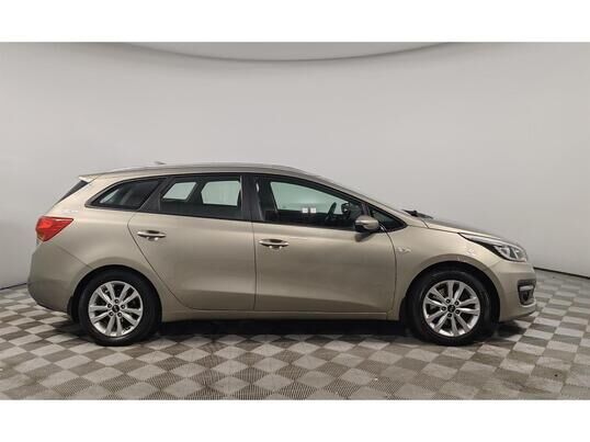 Kia Ceed, II Рестайлинг, 2017 г., 219 935 км