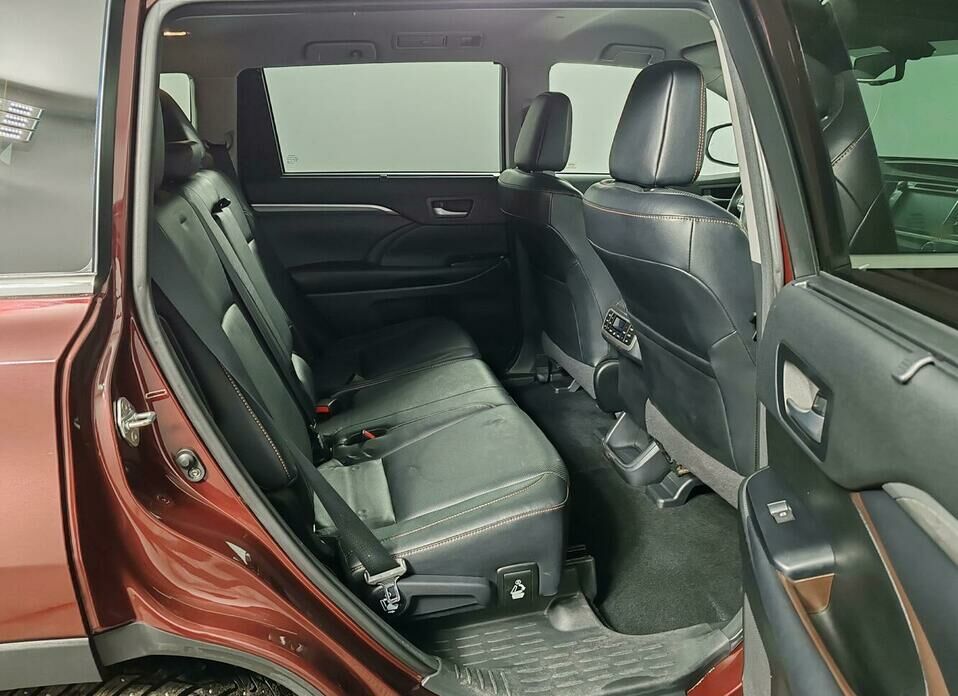 Toyota Highlander 3.5 AT (249 л.с.) 4WD