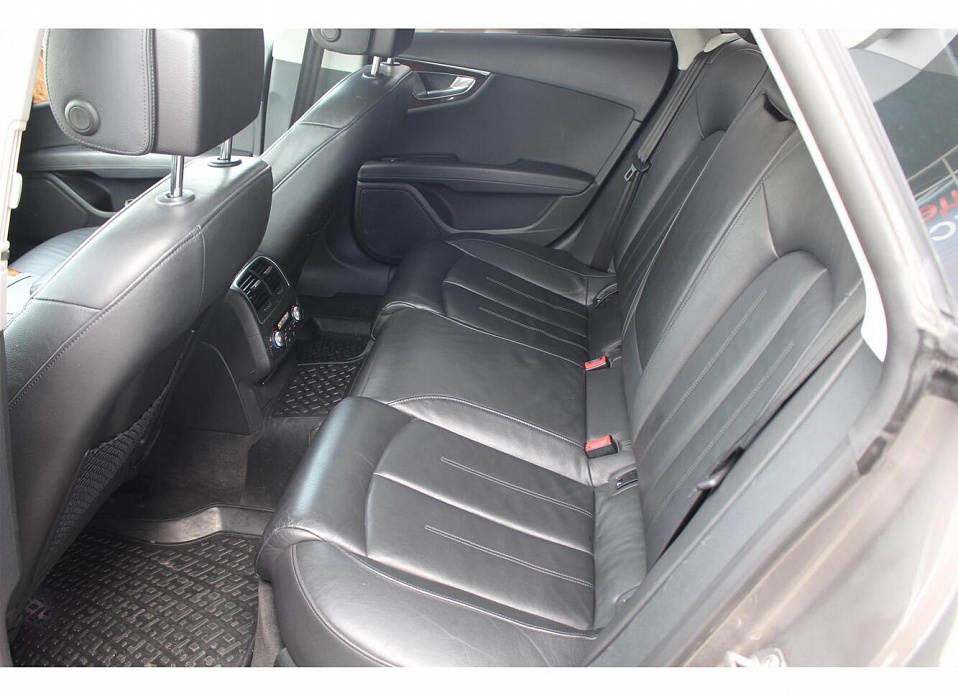 Audi A7, I (4G) 3.0 AMT (300 л.с.) 4WD