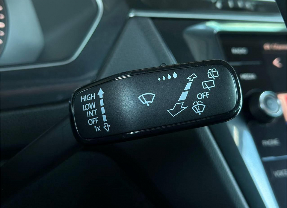 Volkswagen Tiguan, II 2.0d MT (150 л.с.) 4WD