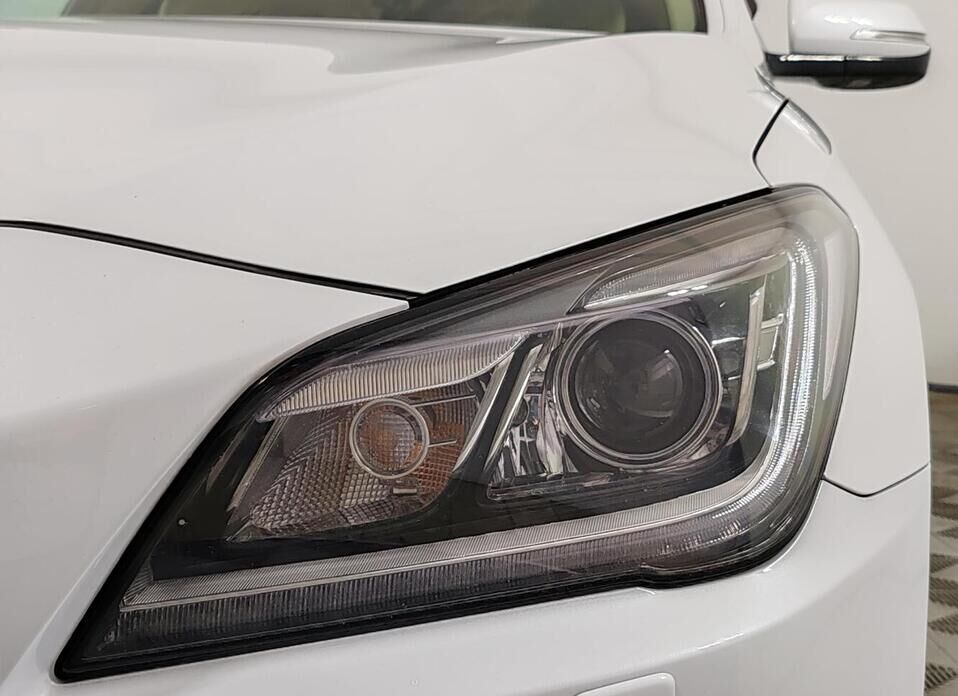 Hyundai Genesis, II 3.0 AT (249 л.с.) 4WD