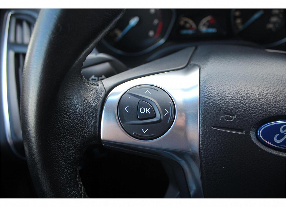 Ford Focus, III 1.6 AMT (125 л.с.)