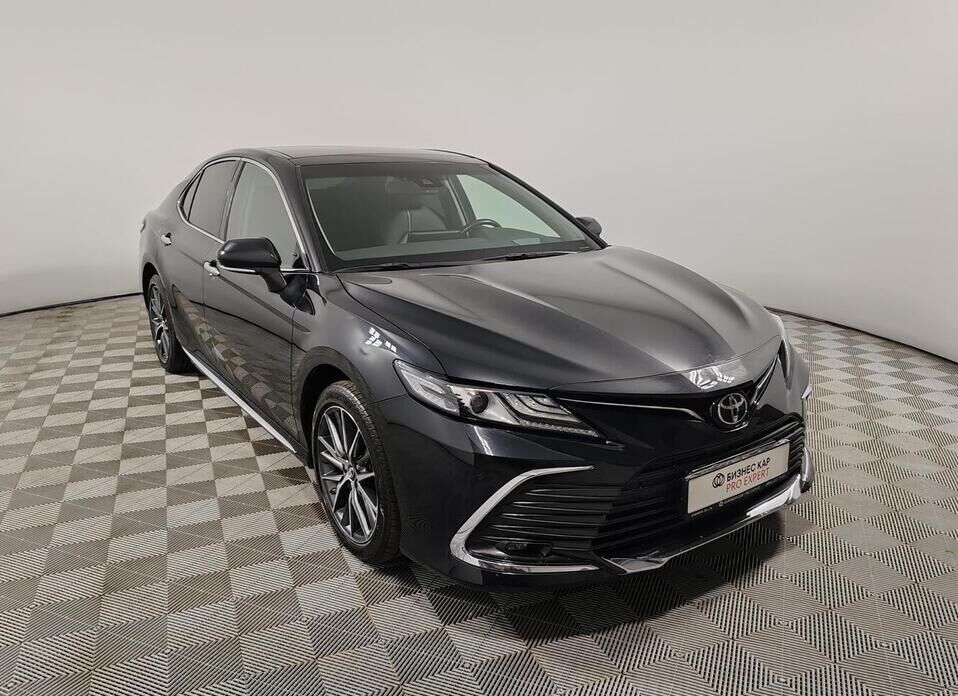 Toyota Camry, VIII (XV70) Рестайлинг 2.5 AT (206 л.с.)