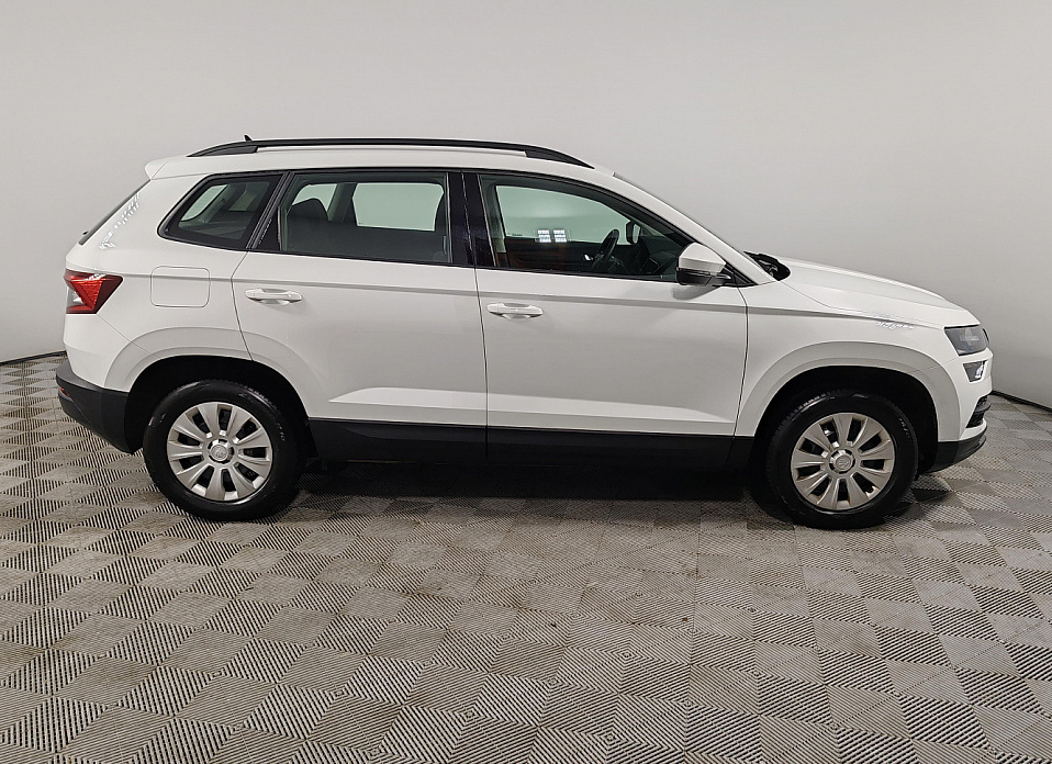 Skoda Karoq, I 1.6 AT (110 л.с.)
