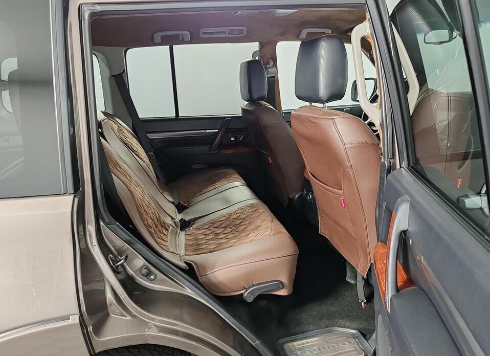 Mitsubishi Pajero 3.0 AT (178 л.с.) 4WD