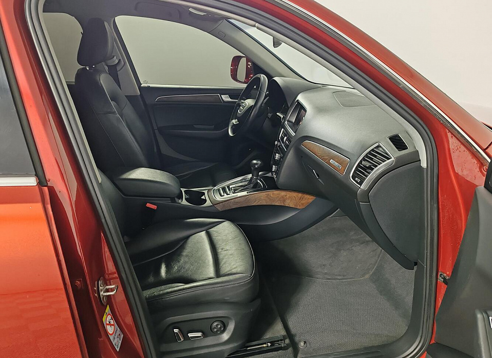 Audi Q5, I (8R) Рестайлинг 2.0 AT (225 л.с.) 4WD