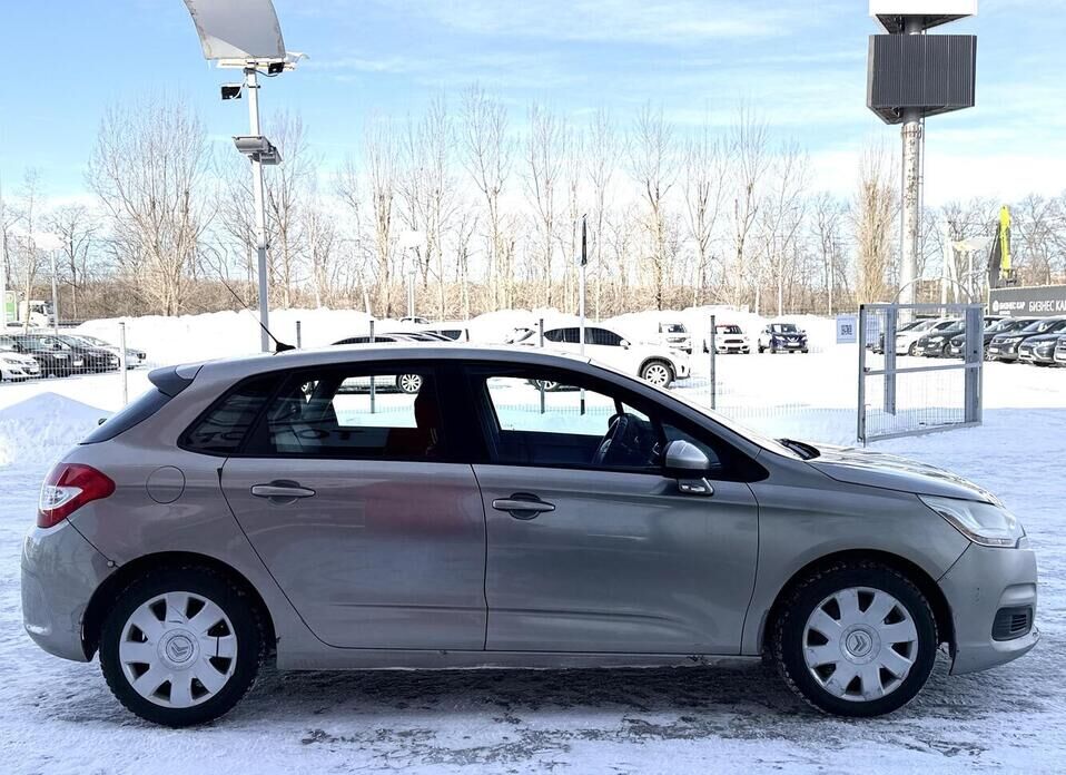 Citroen C4, II 1.6 AT (120 л.с.)