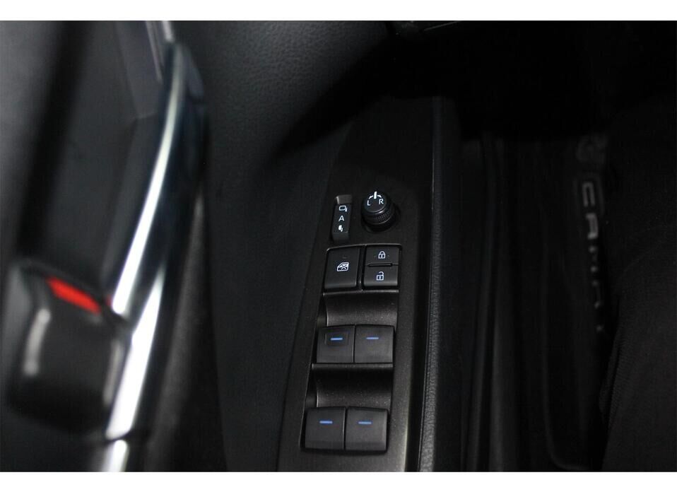 Toyota Camry, VIII (XV70) Рестайлинг 2.0 CVT (150 л.с.)