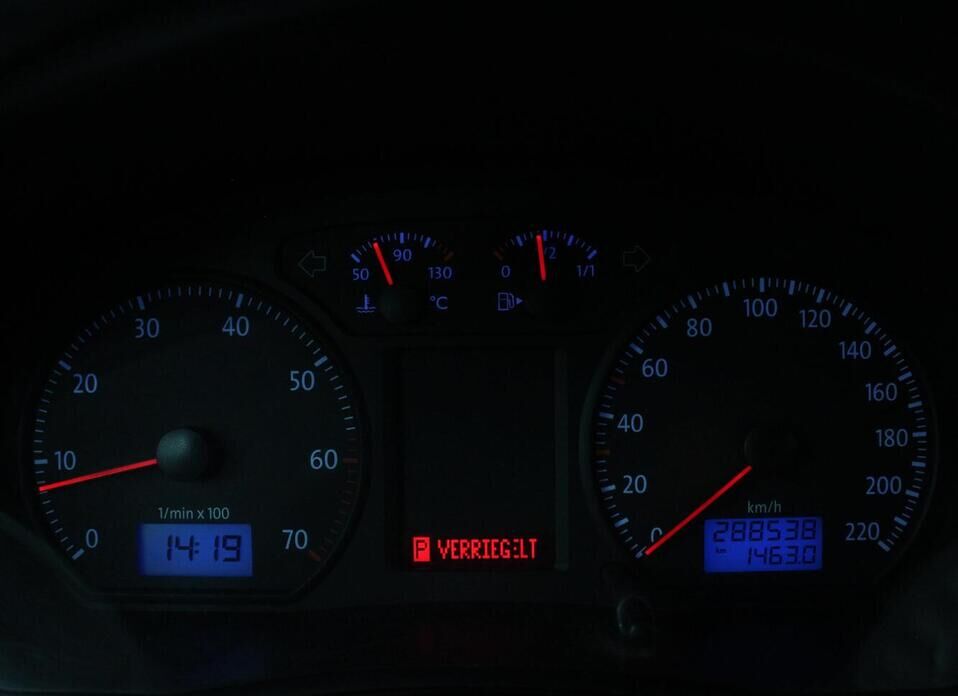 Volkswagen Polo, IV Рестайлинг 1.4 AT (75 л.с.)