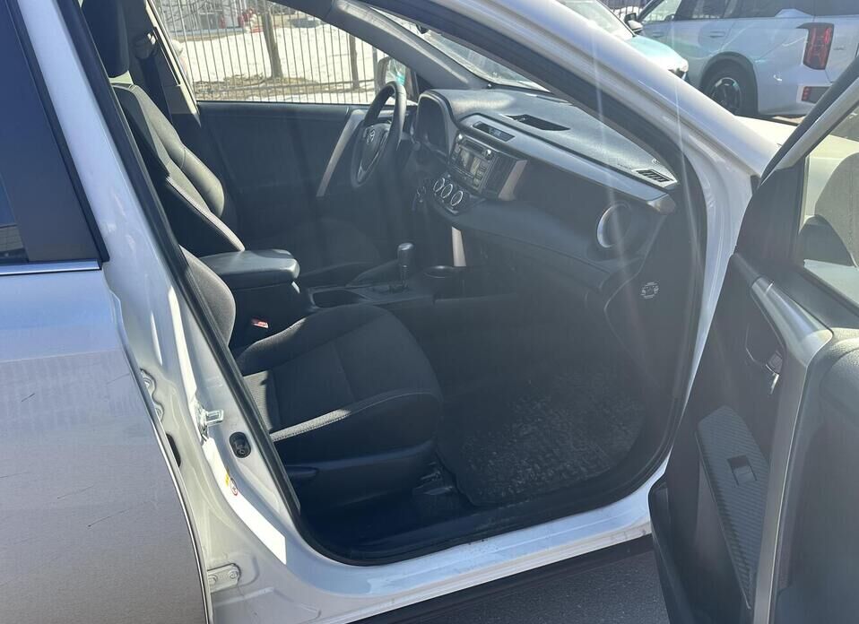 Toyota RAV4, IV (CA40) 2.0 CVT (146 л.с.)