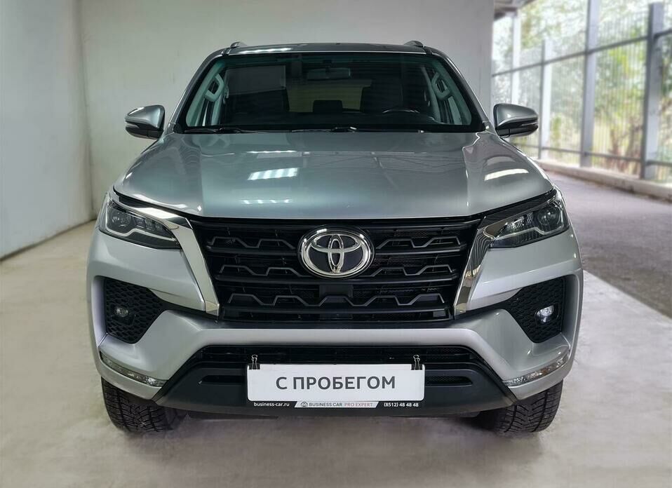 Toyota Fortuner 2.8d AT (200 л.с.) 4WD