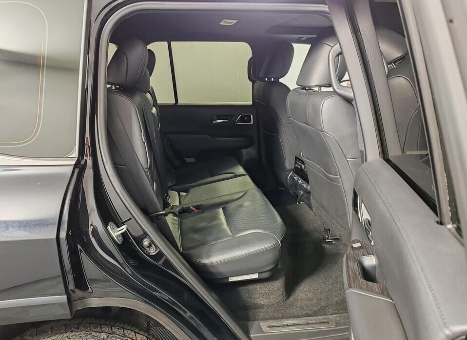 Toyota Land Cruiser, 300 Series 3.4d AT (299 л.с.) 4WD