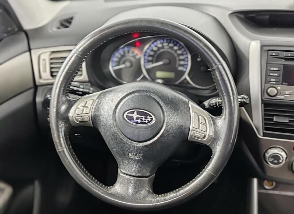 Subaru Forester 2.5 AT (173 л.с.) 4WD