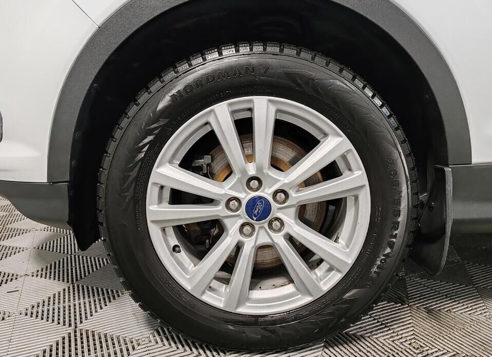 Ford Kuga, II Рестайлинг 1.5 AT (150 л.с.) 4WD