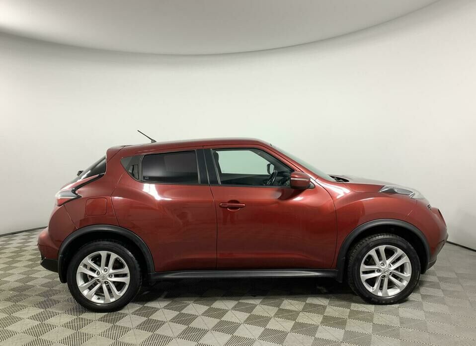 Nissan Juke 1.6 CVT (117 л.с.)