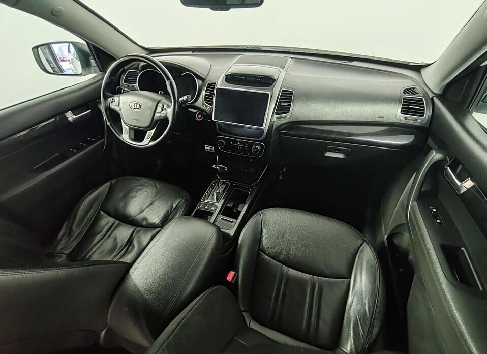 Kia Sorento, II Рестайлинг 2.4 AT (175 л.с.) 4WD