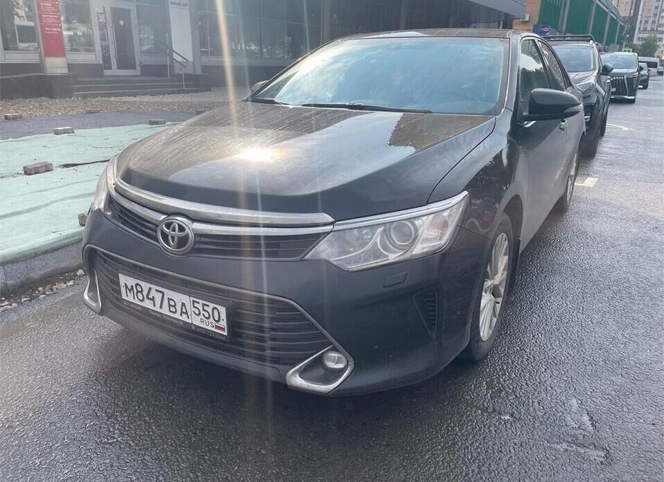 Toyota Camry 3.5 AT (249 л.с.)
