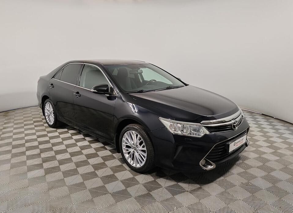 Toyota Camry 2.5 AT (181 л.с.)