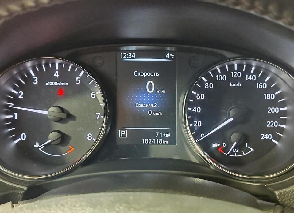 Nissan Qashqai, II 2.0 CVT (144 л.с.) 4WD