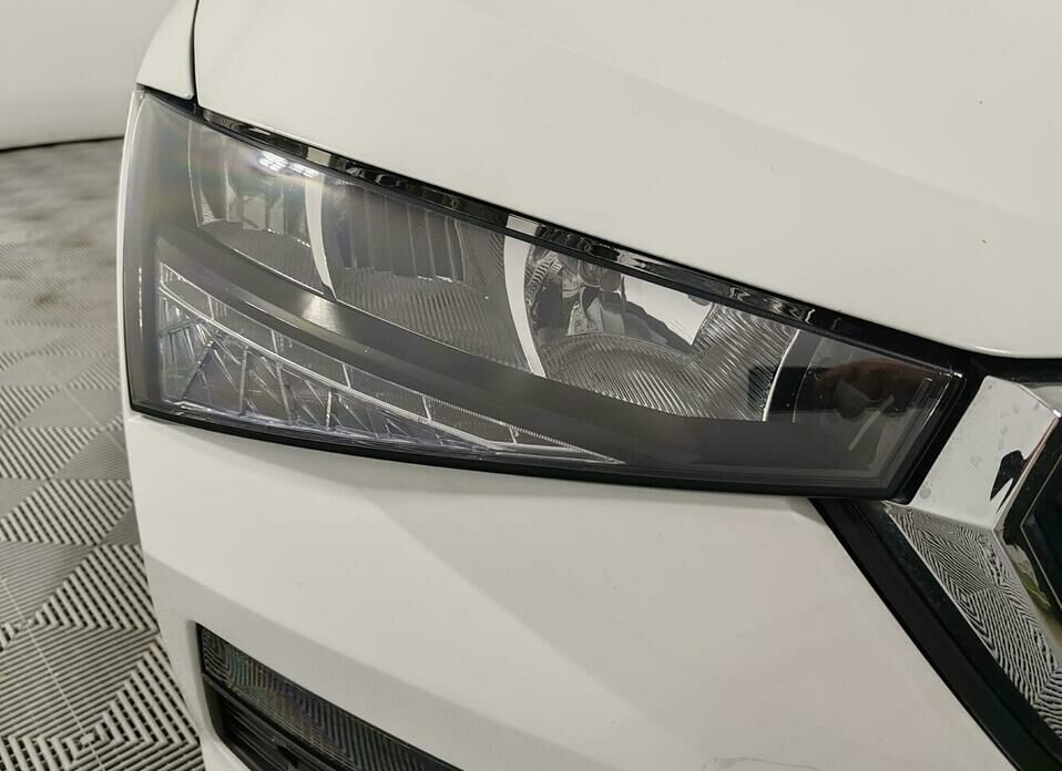 Skoda Rapid 1.6 AT (110 л.с.)