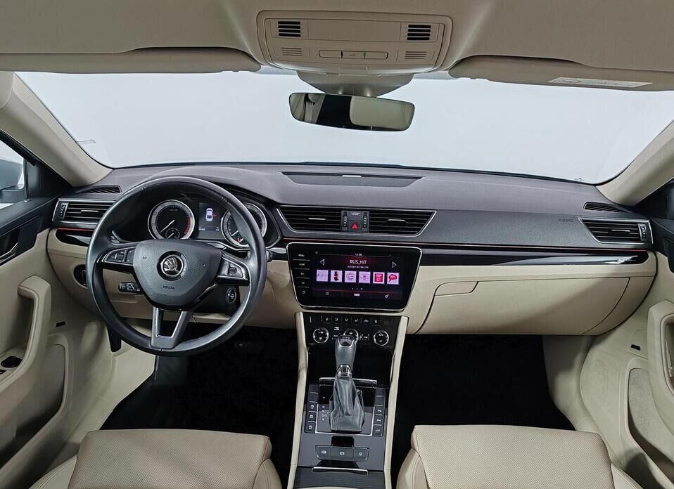 Skoda Superb 2.0 AMT (220 л.с.)
