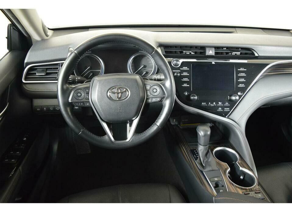 Toyota Camry 3.5 AT (249 л.с.)