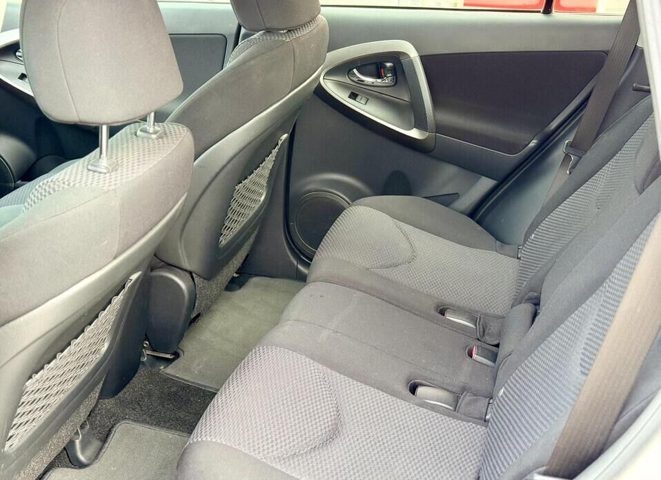 Toyota RAV4, III (XA30) Рестайлинг 2.0 CVT (158 л.с.) 4WD