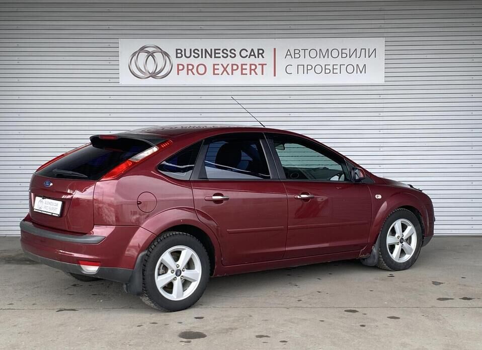 Ford Focus, II Рестайлинг 1.8 MT (125 л.с.)