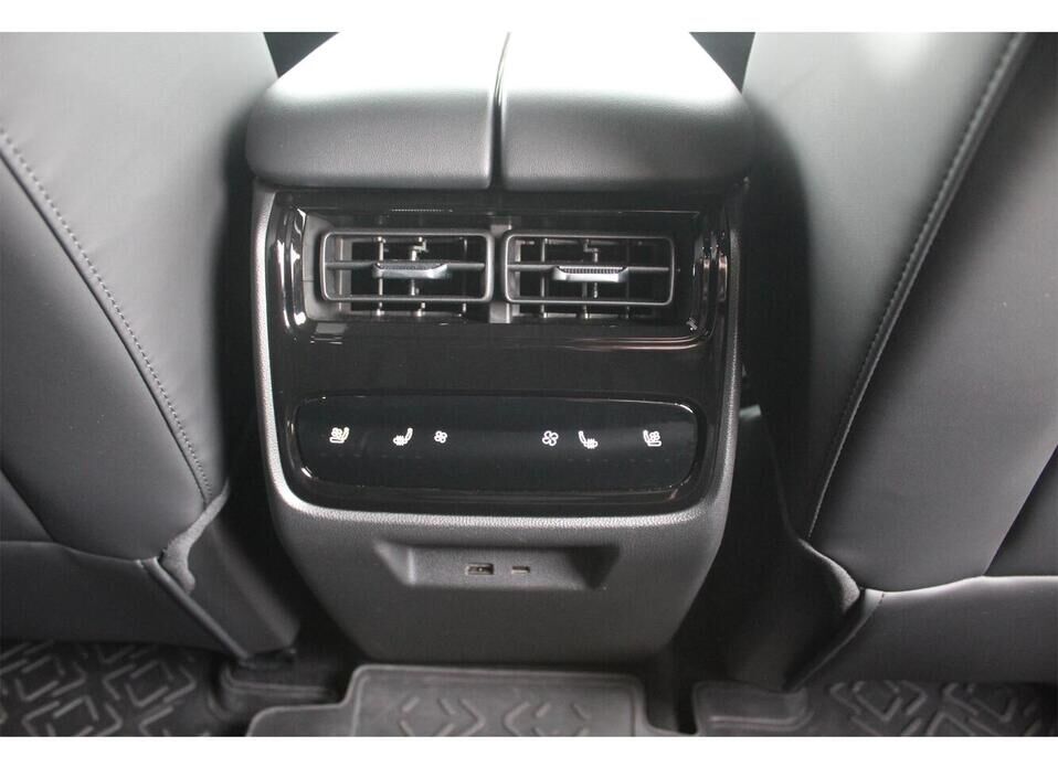 Chery Tiggo 9, I 2.0 AT (245 л.с.) 4WD