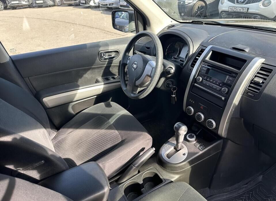 Nissan X-Trail, II Рестайлинг 2.0 CVT (141 л.с.) 4WD