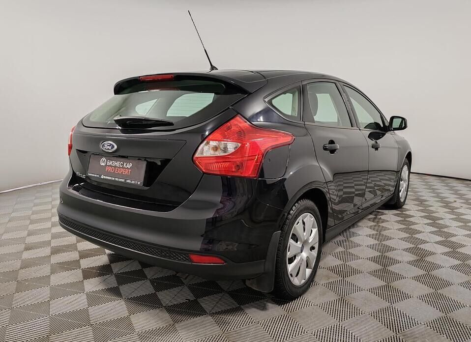 Ford Focus 1.6 AMT (125 л.с.)