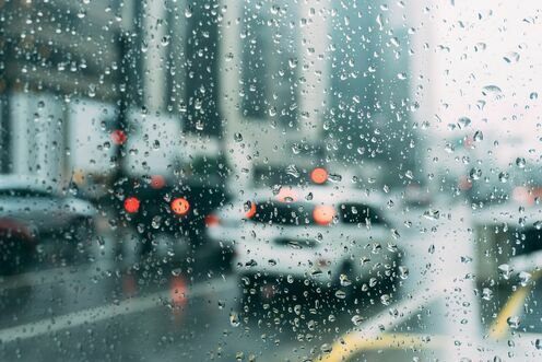 Правила вождения в дождливую погоду