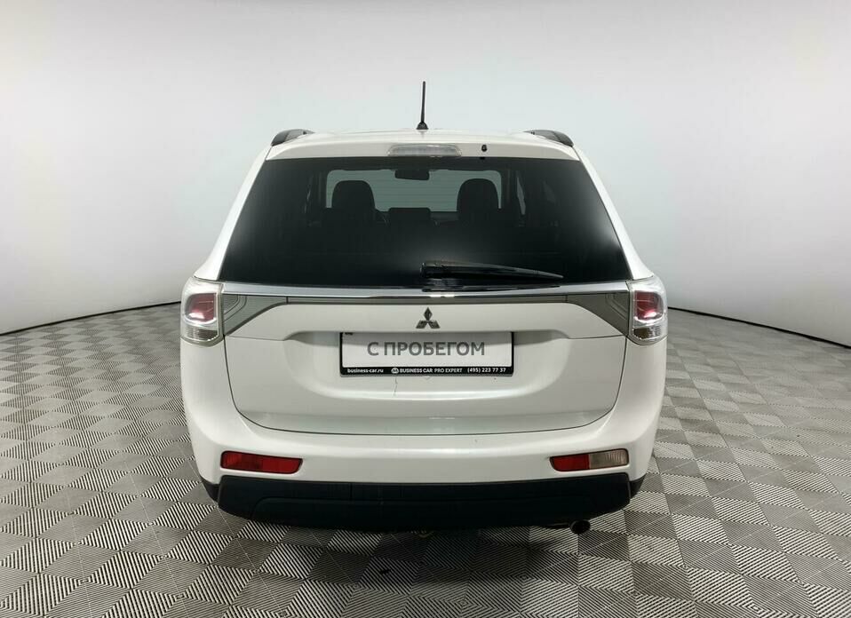 Mitsubishi Outlander 2.0 CVT (146 л.с.) 4WD