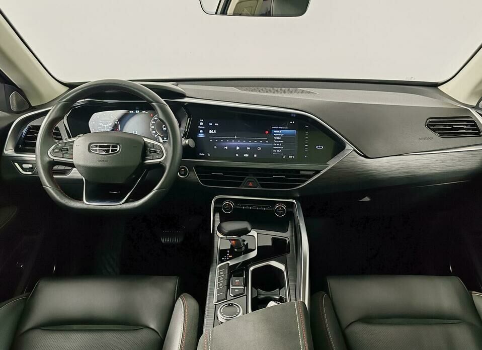 Geely Tugella 2.0 AT (238 л.с.) 4WD