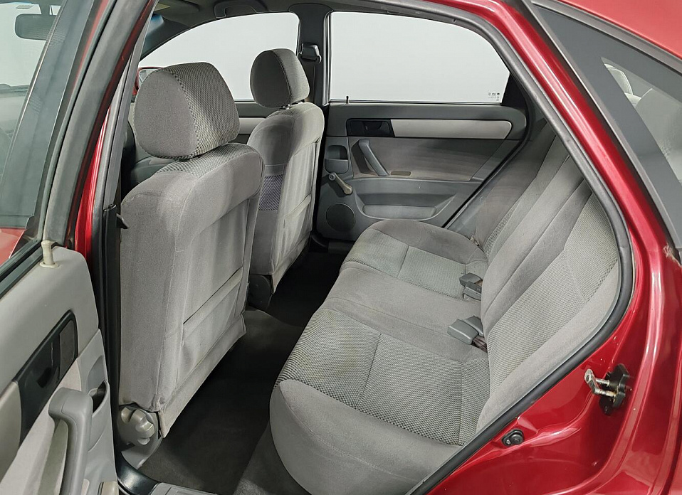 Chevrolet Lacetti 1.8 MT (121 л.с.)