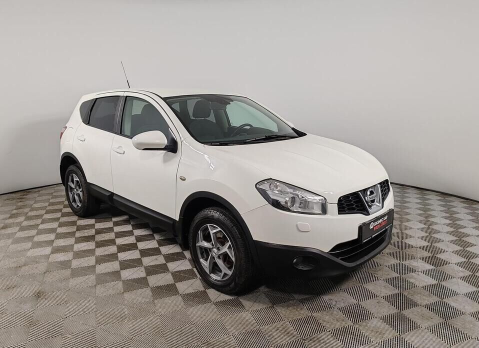 Nissan Qashqai 2.0 CVT (141 л.с.)