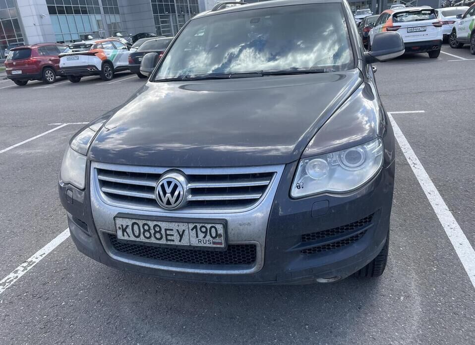 Volkswagen Touareg 2.5d AT (174 л.с.) 4WD