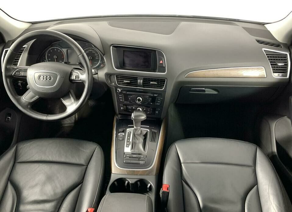 Audi Q5 2.0 AT (225 л.с.) 4WD