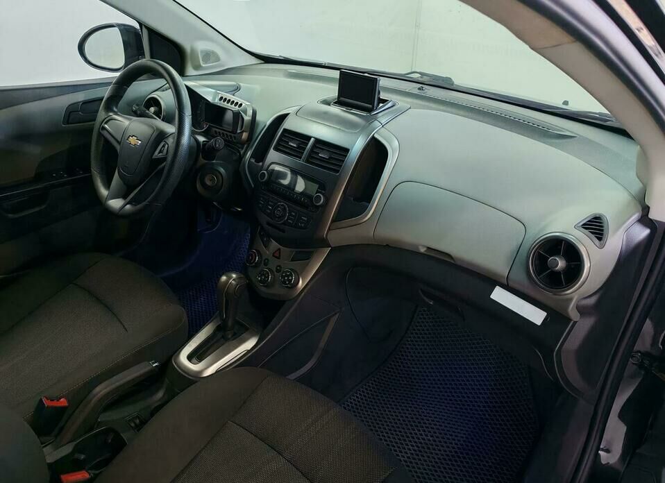 Chevrolet Aveo 1.6 AT (115 л.с.)