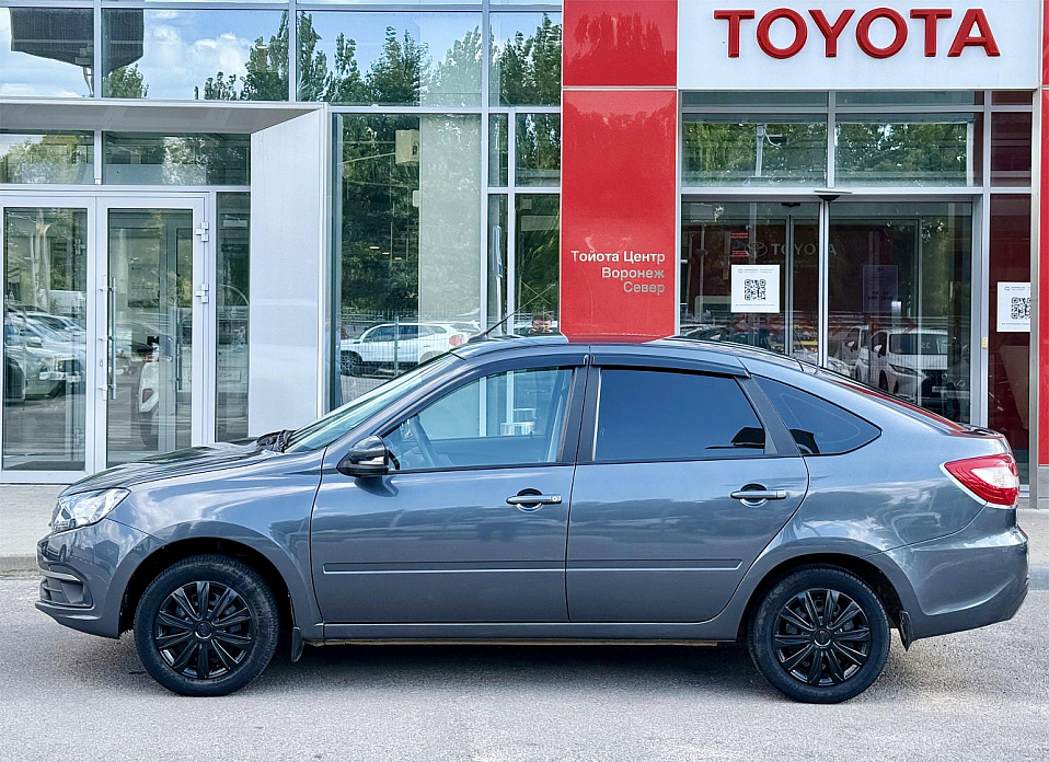 LADA (ВАЗ) Granta, I Рестайлинг 1.6 MT (90 л.с.)