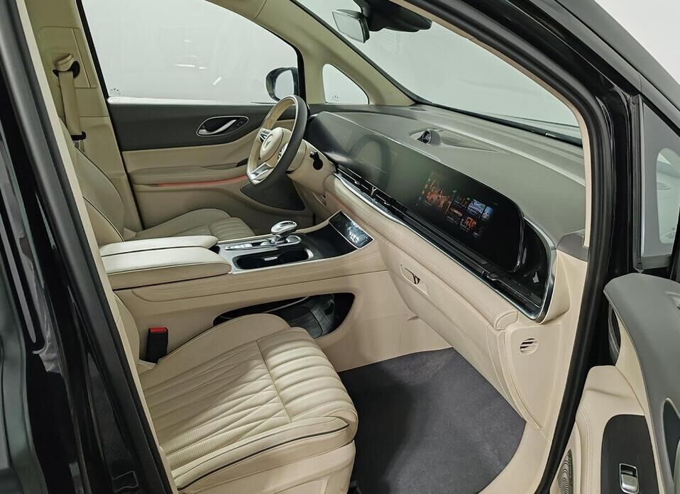 Voyah Dream, I 1.5hyb AT (394 л.с.) 4WD