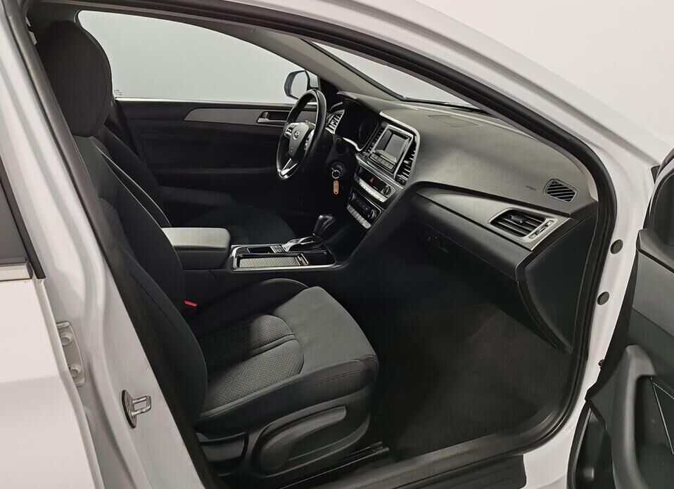 Hyundai Sonata, VII (LF) Рестайлинг 2.0 AT (150 л.с.)