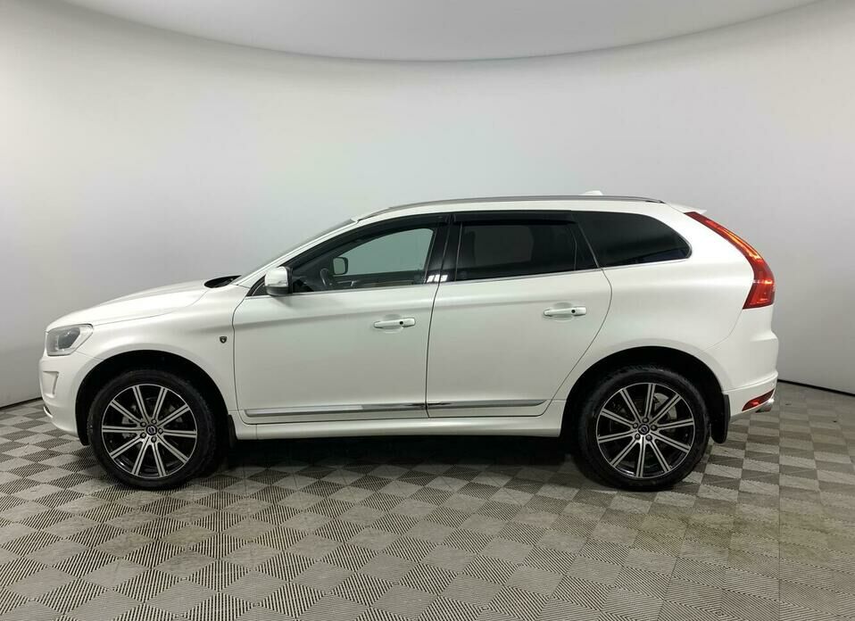 Volvo XC60 2.4d AT (181 л.с.) 4WD