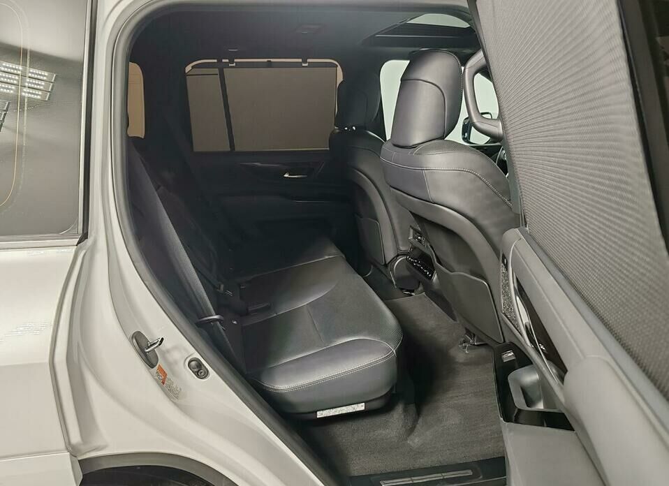 Lexus LX 600 3.5 AT (415 л.с.) 4WD